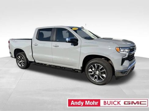 Used 2024 Chevrolet Silverado 1500 LT AWD/4WD image 2
