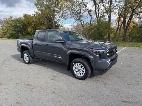New 2025 Toyota Tacoma SR5 image 8