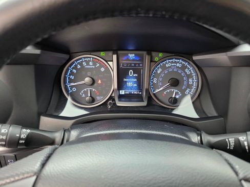 Used 2023 Toyota Tacoma TRD Off-Road w/ TRD Premium Off Road Package image 22