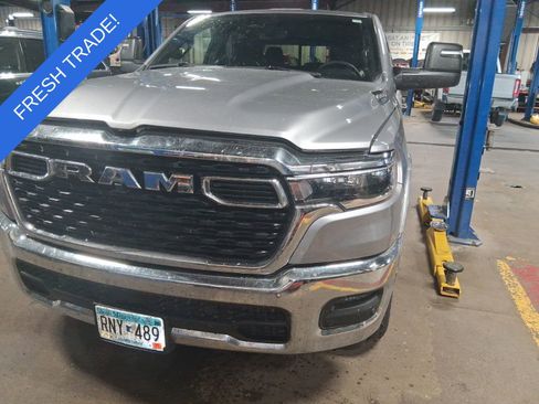 Used 2025 RAM 1500 Big Horn AWD/4WD image 1