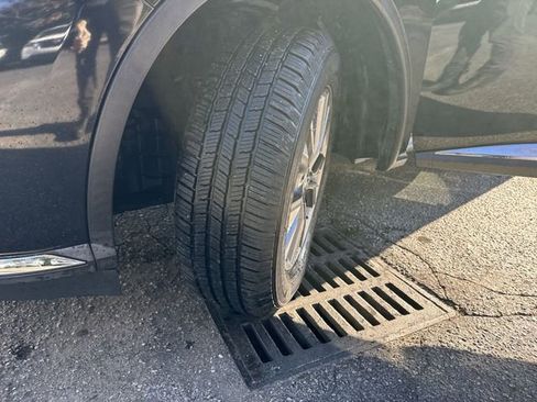 Used 2016 Nissan Murano SL w/ SL Technology Package image 33