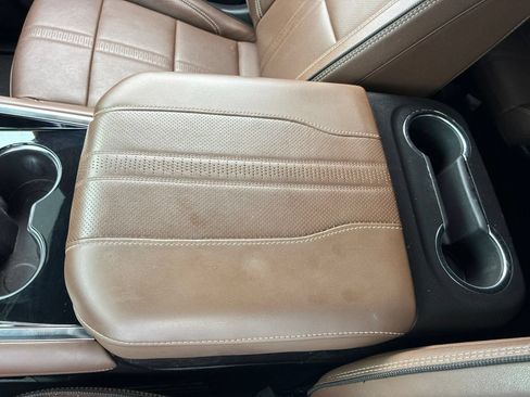 Used 2025 Chevrolet Tahoe High Country RWD image 38