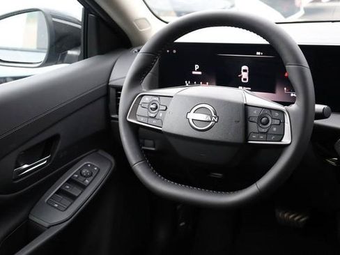 New 2026 Nissan Sentra SV w/ SV Convenience Package FWD image 24