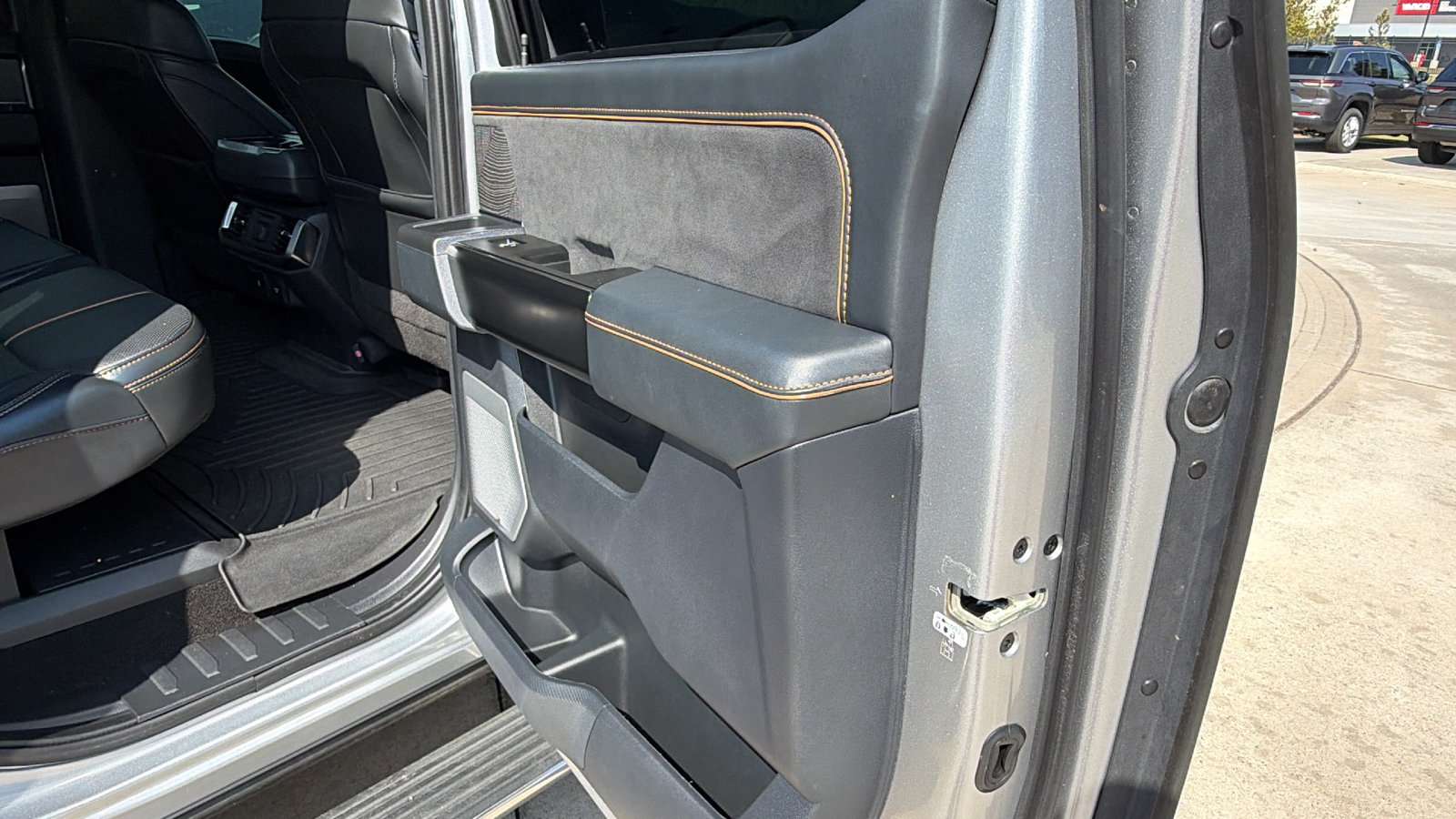 Used 2022 Ford F150 Platinum w/ Equipment Group 701A High AWD/4WD image 21