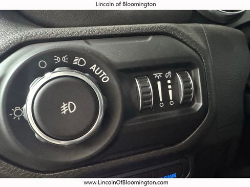 Used 2021 Jeep Wrangler Unlimited Sahara w/ Cold Weather Group image 42