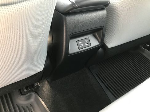 Used 2024 Toyota Corolla SE w/ SE Package FWD image 28