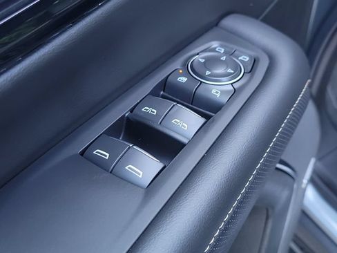 Certified 2025 Chevrolet Tahoe Premier RWD image 24