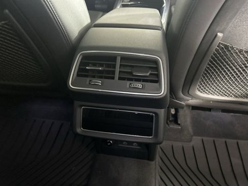 Used 2024 Audi Q8 e-tron Premium Plus w/ Premium Plus Package image 14