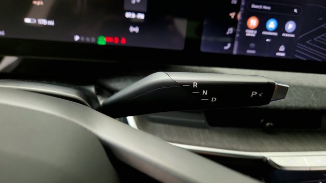 Used 2024 Lucid Air Pure RWD image 59