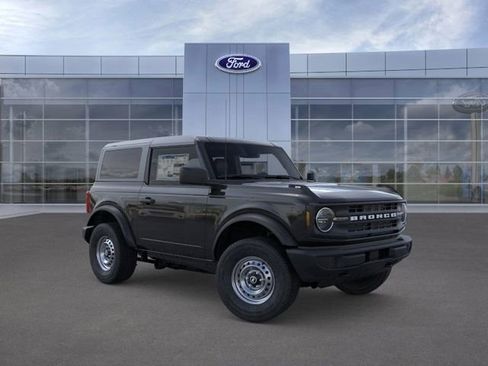 New 2025 Ford Bronco 2-Door image 7