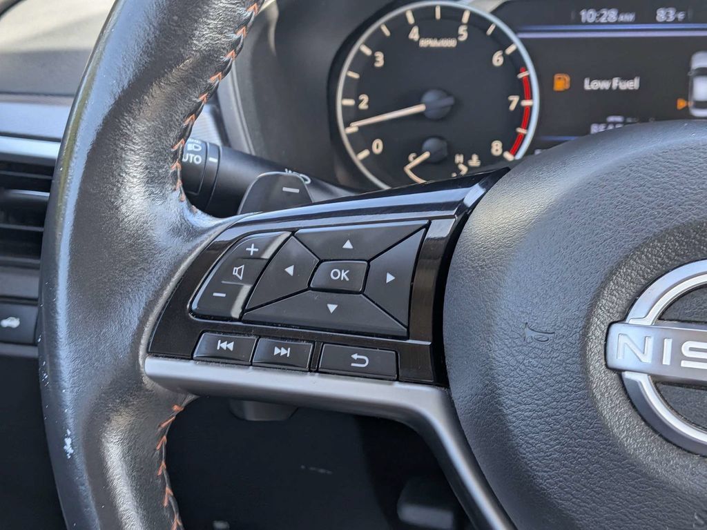 Used 2025 Nissan Altima 2.5 SR FWD image 19