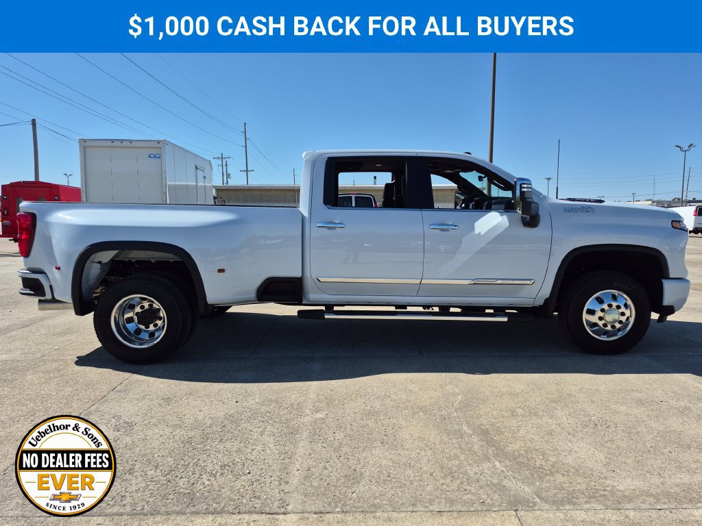 New 2026 Chevrolet Silverado 3500 High Country w/ High Country Premium Package AWD/4WD image 8