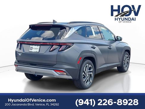 New 2025 Hyundai Tucson Limited image 2