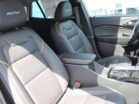 New 2026 Chevrolet Trax ACTIV image 15