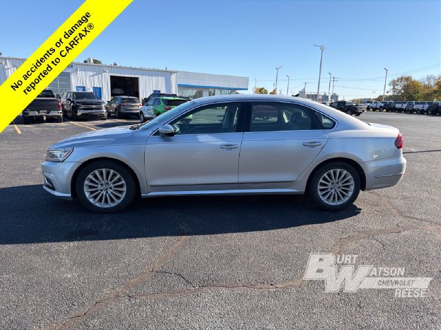 Used 2017 Volkswagen Passat 1.8T SE w/ SE Lighting Package FWD image 3