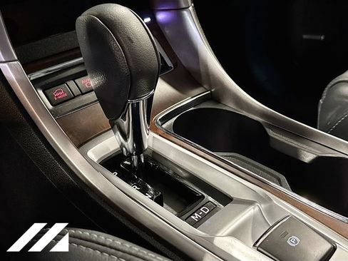 Used 2022 Subaru Ascent Touring AWD/4WD image 19