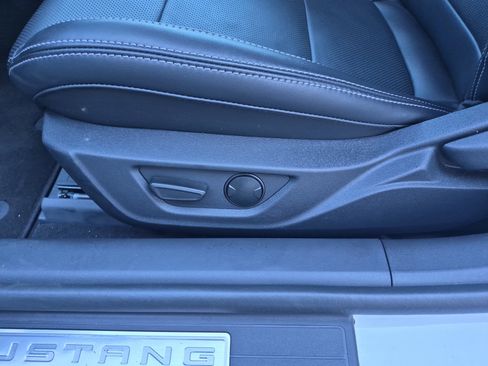 Certified 2025 Ford Mustang GT Premium image 12