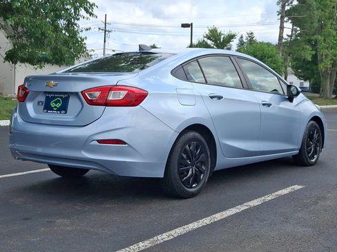 Certified 2017 Chevrolet Cruze LS FWD image 22