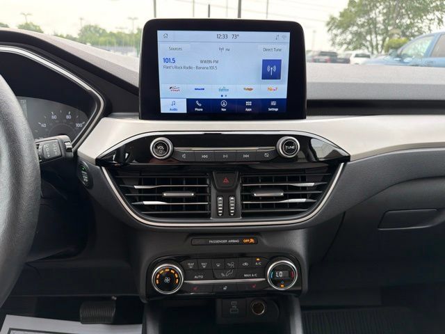 Used 2021 Ford Escape SE w/ Cold Weather Package AWD/4WD image 17