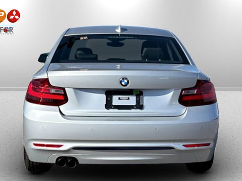 Used 2017 BMW 230i Coupe image 4