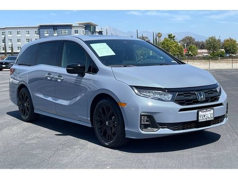 Certified 2026 Honda Odyssey Sport-L image 8