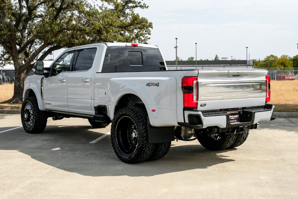 Used 2026 Ford F450 Platinum w/ Platinum Plus Package AWD/4WD image 12
