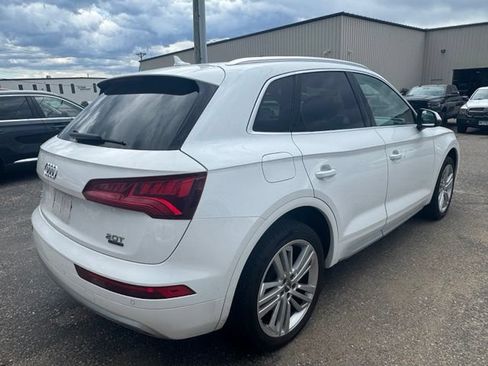 Used 2018 Audi Q5 2.0T Premium Plus w/ Premium Plus Package AWD/4WD image 4