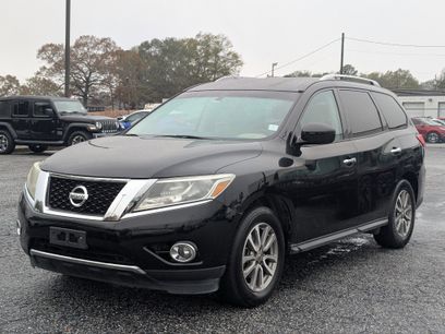 Used 2016 Nissan Pathfinder SV