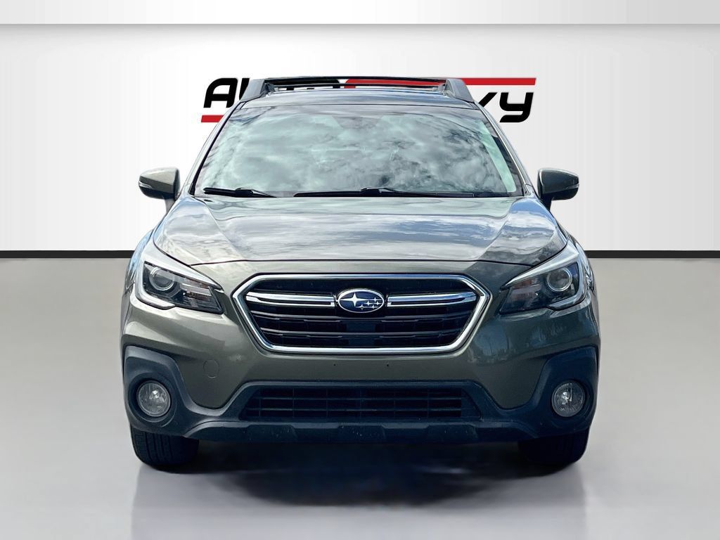 Used 2019 Subaru Outback 2.5i Limited w/ Popular Package #2 AWD/4WD image 2