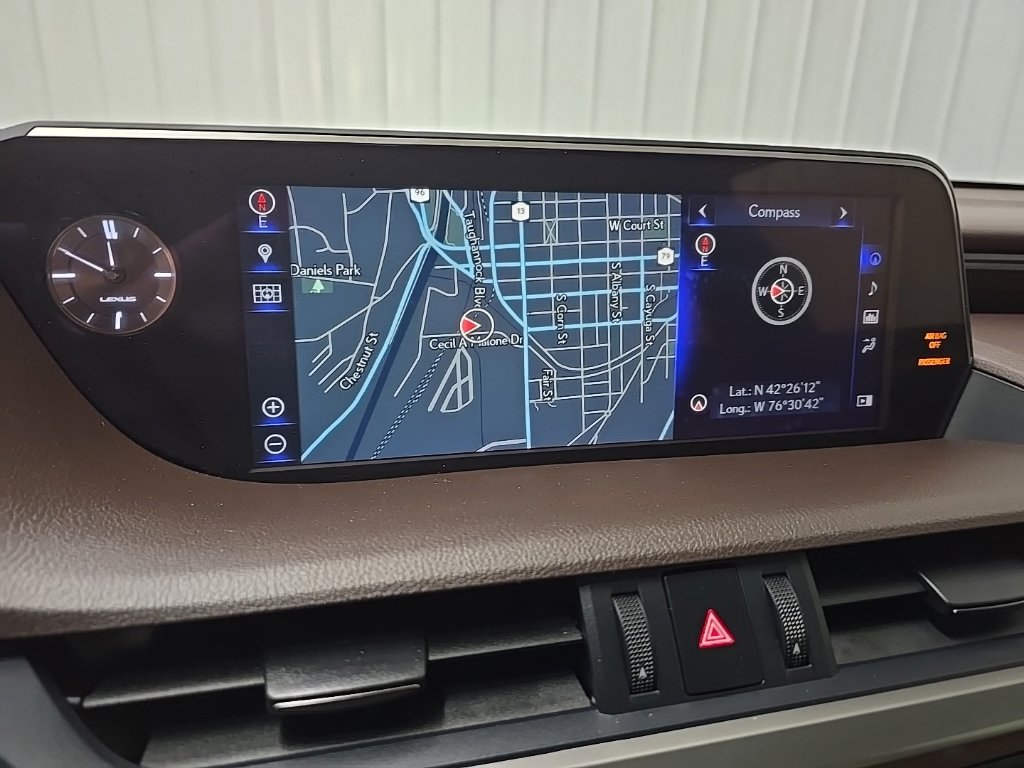 Used 2019 Lexus ES 300h w/ Premium Package FWD image 25