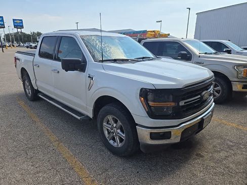 Used 2024 Ford F150 XLT AWD/4WD image 2
