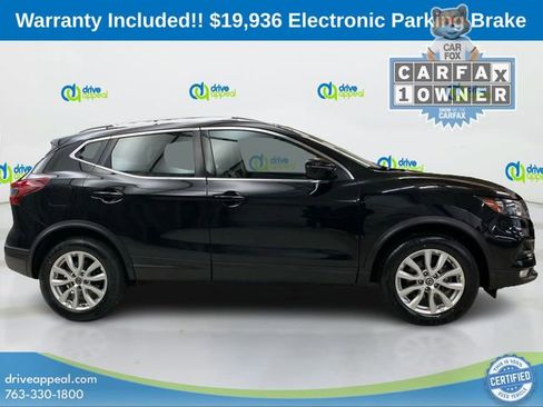 Used 2022 Nissan Rogue Sport SV w/ Technology Package image 4