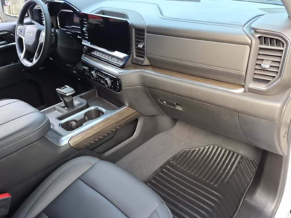 Used 2023 Chevrolet Silverado 1500 RST w/ Convenience Package II AWD/4WD image 29