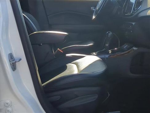 Used 2021 Jeep Compass Limited image 21