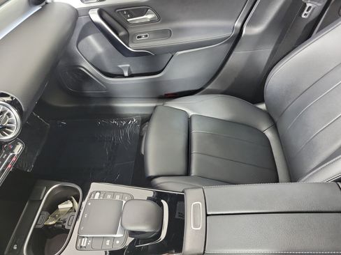 Used 2022 Mercedes-Benz A 220 4MATIC image 22