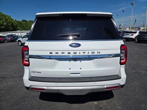 Used 2023 Ford Expedition Limited AWD/4WD image 6