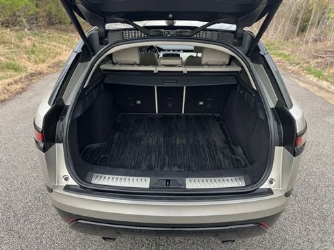 Certified 2019 Land Rover Range Rover Velar S image 7