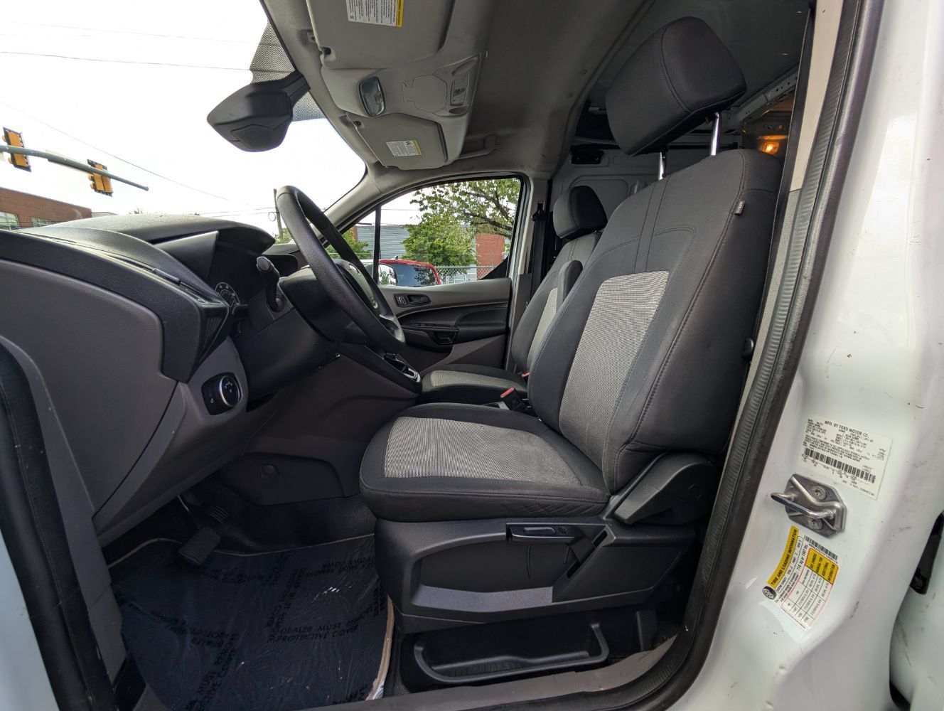 Used 2023 Ford Transit Connect XL FWD image 15