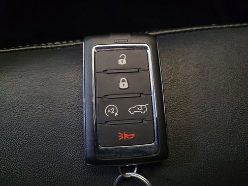 Used 2022 Jeep Grand Cherokee Limited 4xe image 32