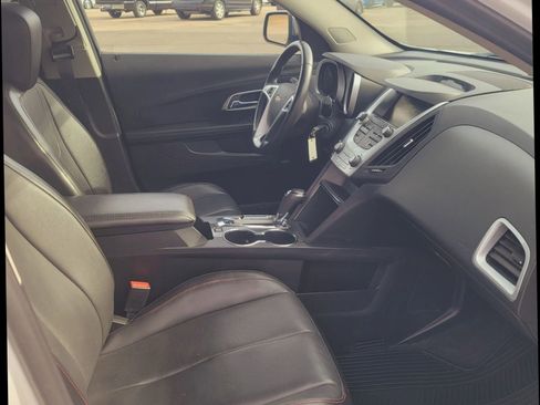 Used 2017 Chevrolet Equinox Premier w/ Enhanced Convenience Package image 30