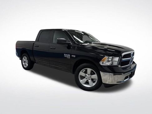 Used 2022 RAM 1500 Classic SLT image 38