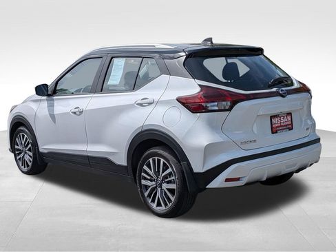 Certified 2023 Nissan Kicks SV FWD image 11