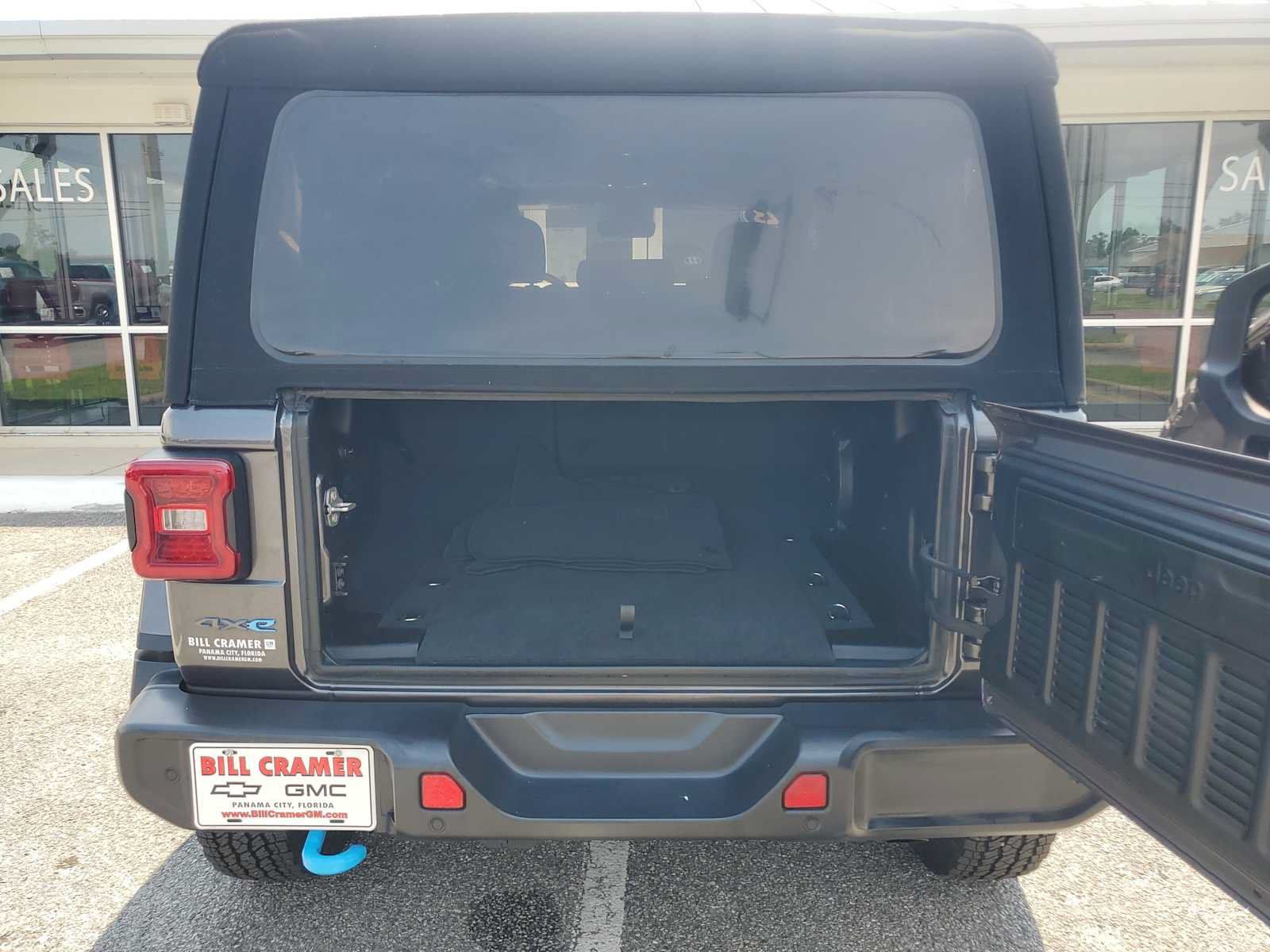 Used 2023 Jeep Wrangler Unlimited Rubicon 4xe AWD/4WD image 6
