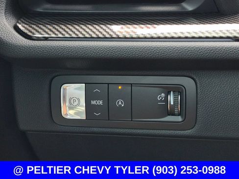 Used 2025 Chevrolet Traverse High Country FWD image 33