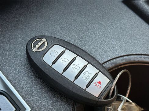 Used 2025 Nissan Altima 2.5 SV FWD image 24