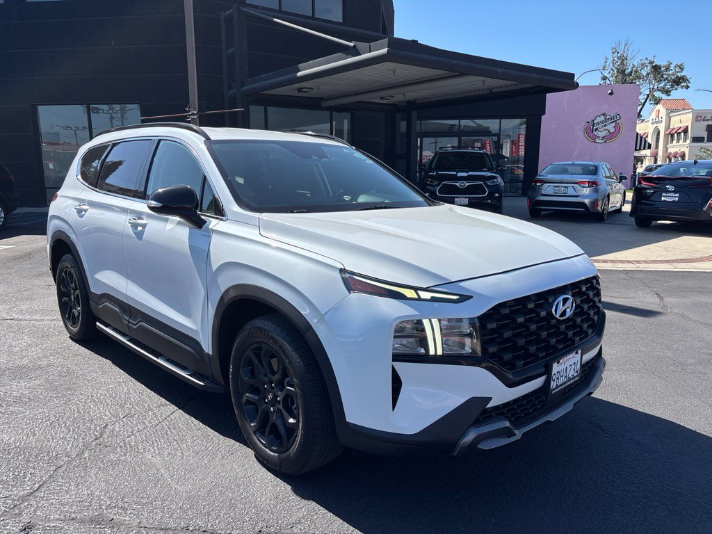 Used 2022 Hyundai Santa Fe XRT FWD image 2