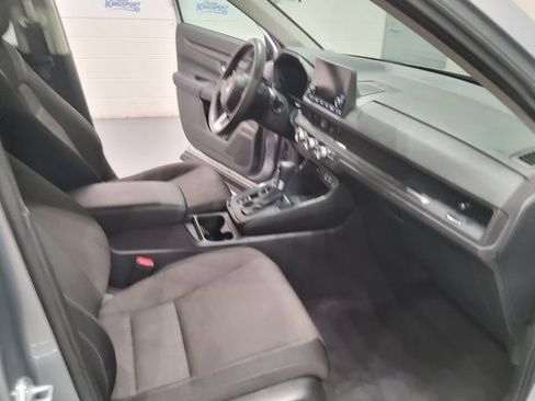 Used 2024 Honda CR-V EX image 16