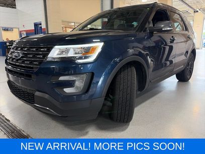 Used 2017 Ford Explorer XLT w/ Equipment Group 202A