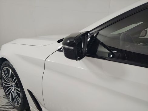 Used 2017 BMW 540i image 21