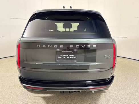 Used 2023 Land Rover Range Rover SE AWD/4WD image 4